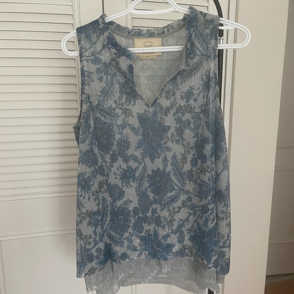 Blue floral sparkle tank with ruffle - Picture 3 of 8